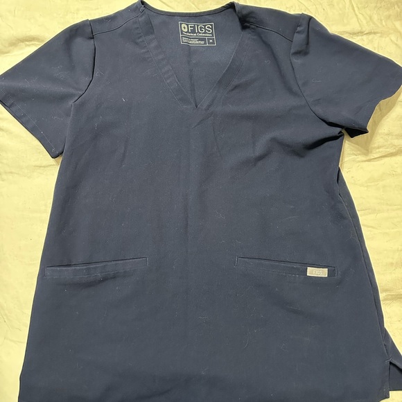 Navy Casma Figs M top - Picture 2 of 3